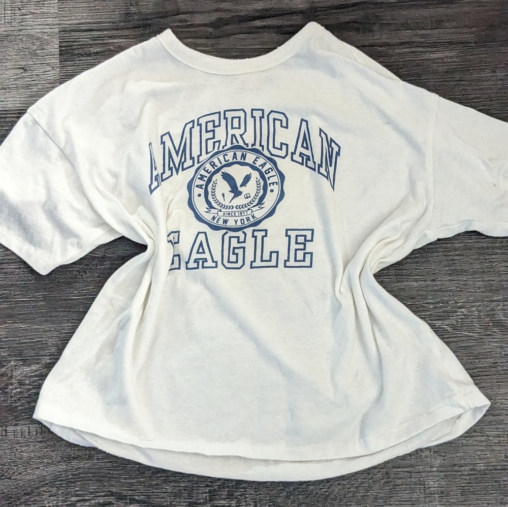 ⭐️american eagle t-shirt
